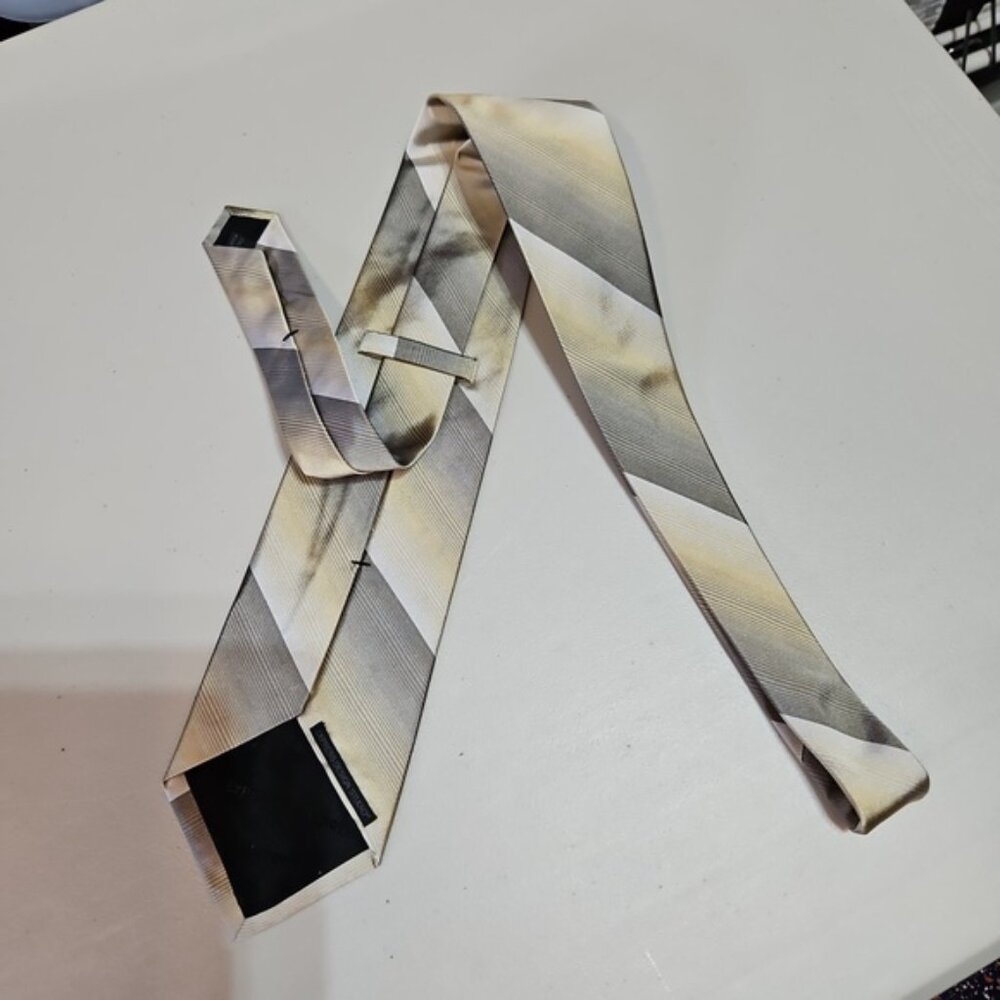 Tie
